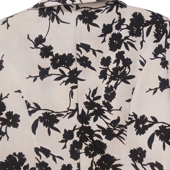 Emma James - White & Black Floral Jacket, Single Breasted, Long Sleeve, - Picture 5 of 11